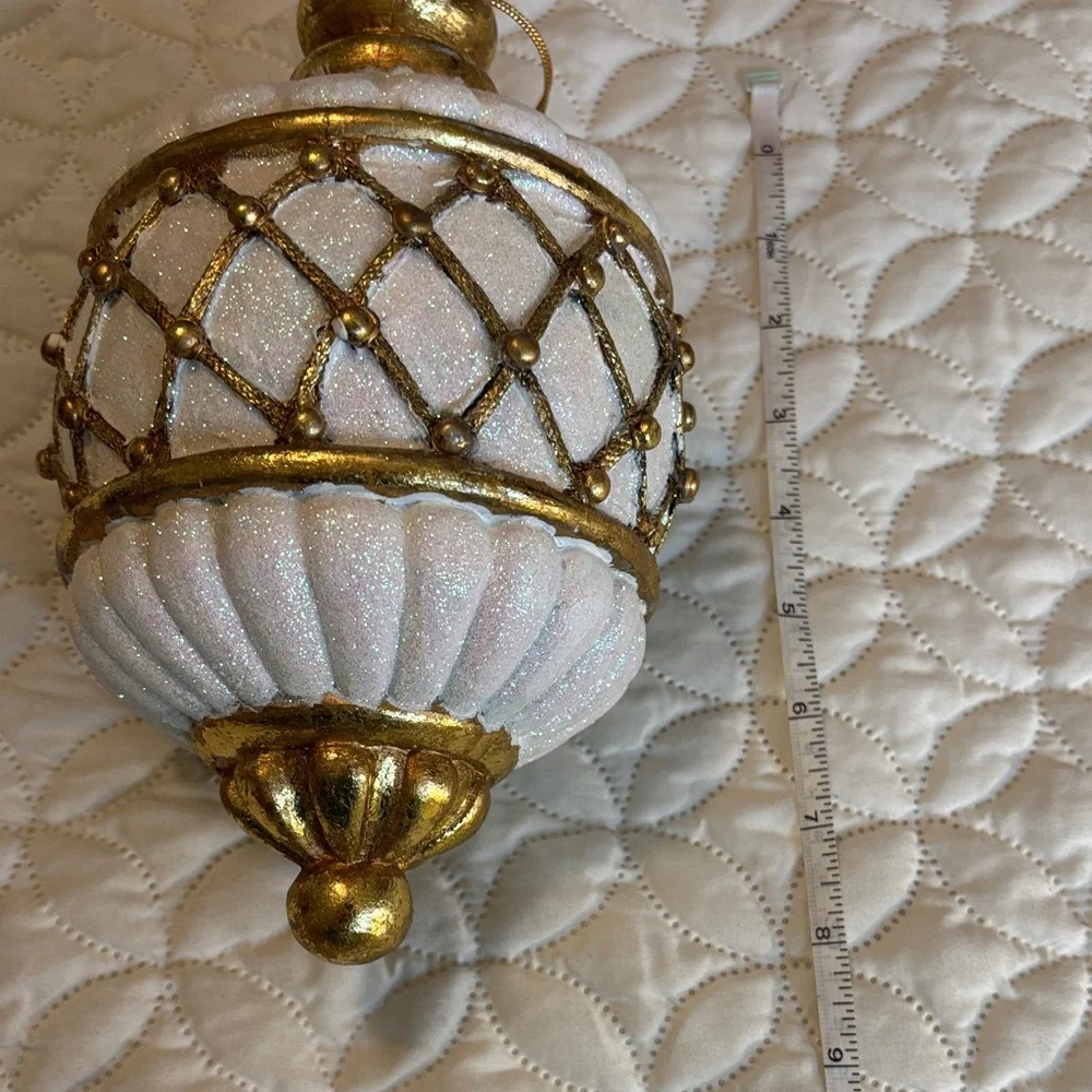 Luxurious Gold and White Holiday Ornament hard Thick Plastic Glitter Sparkles